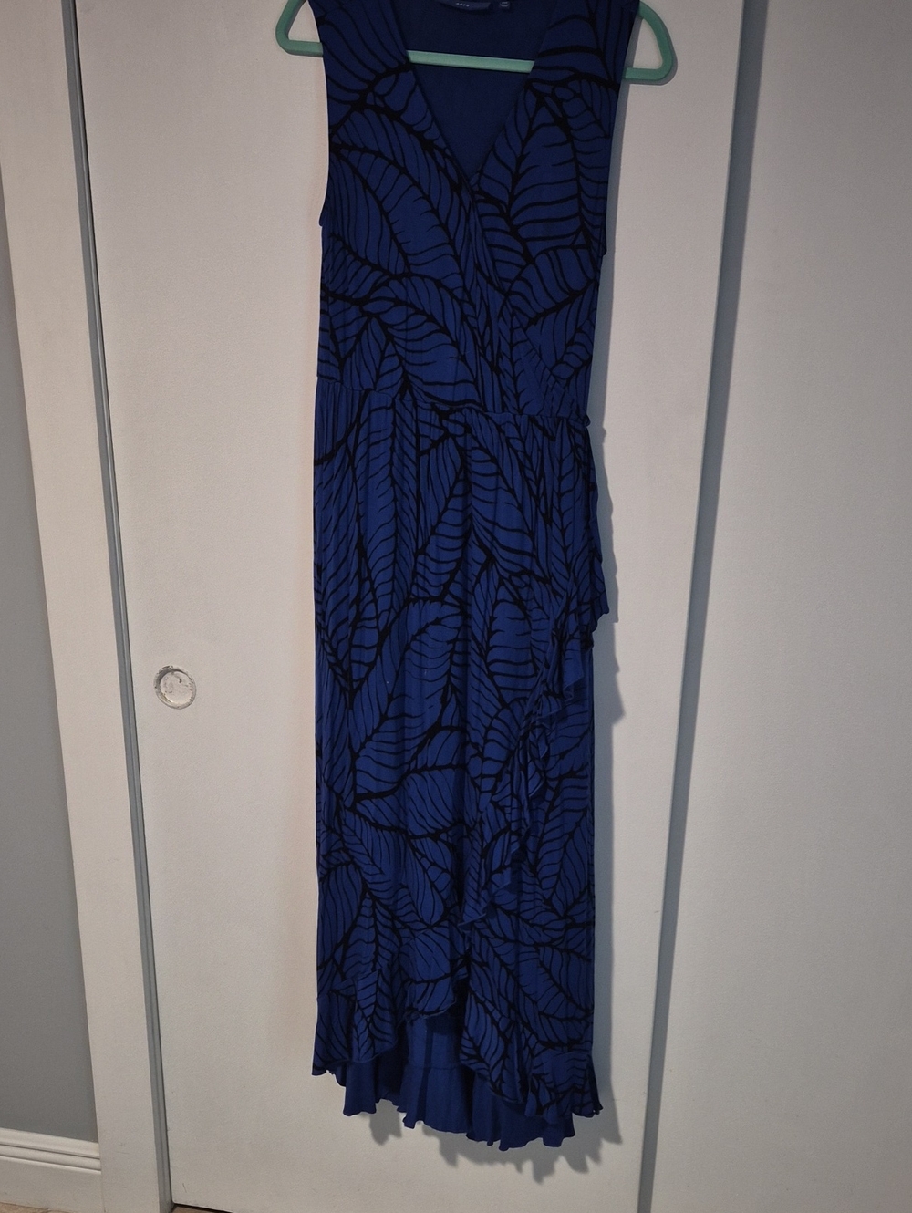 Apt. 9 Ruffle Maxi Dress Blue & Black Medium